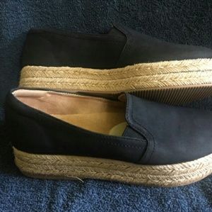 Cute platform shoes💚